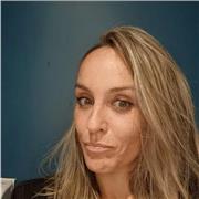 Cadre et faisant instruction a domicile a mes 3 enfants (maternelle, college et lycée) Donne cours de math (niveau collège) et de francais langue étrangère